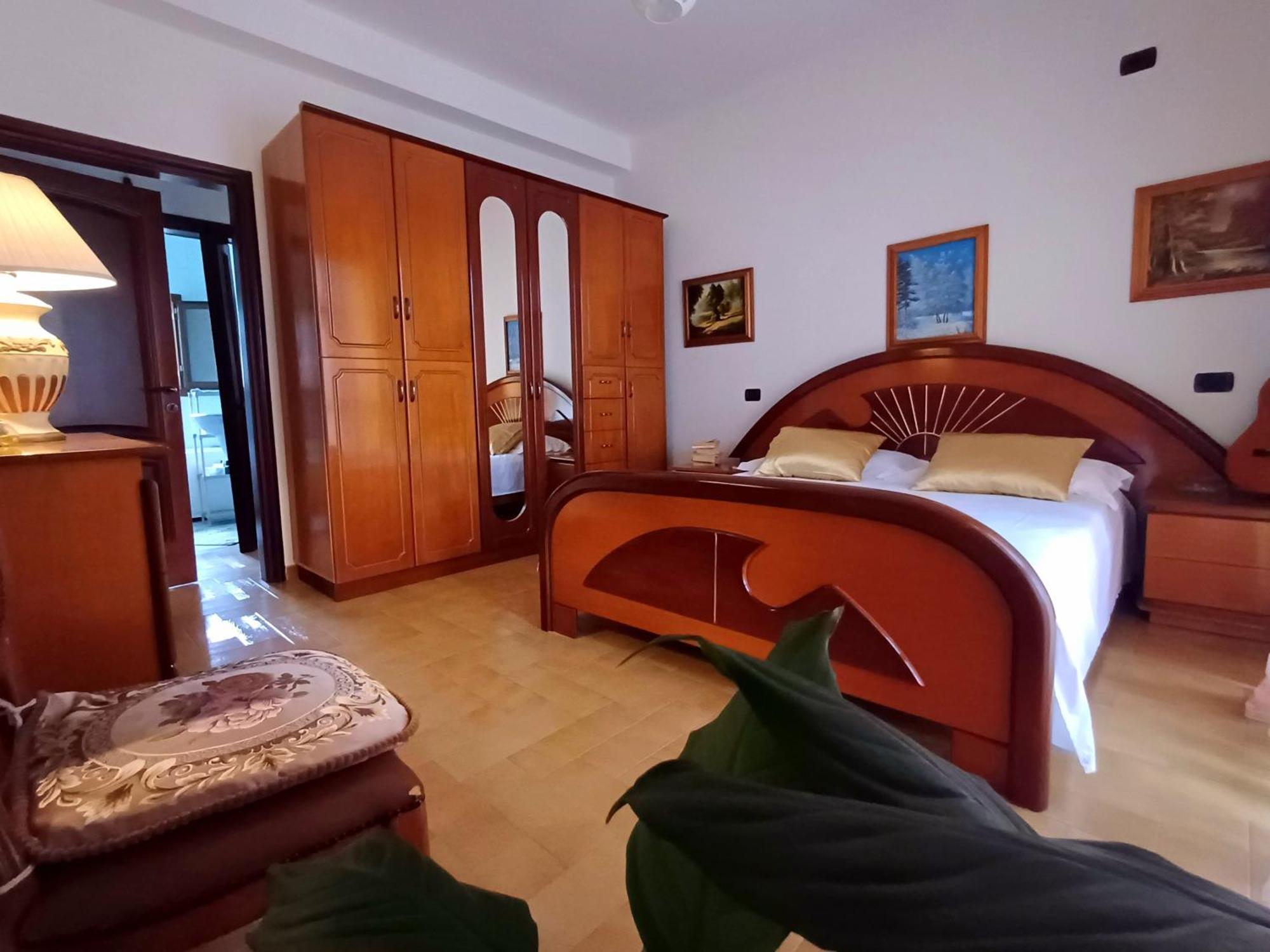 Guest Room Near Historical Center Vlorë Εξωτερικό φωτογραφία